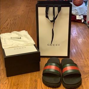 Gucci Web Slides